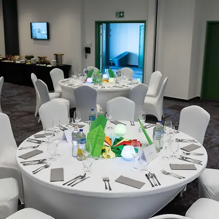 Hotel Ibis Styles Budapest Airport 3*