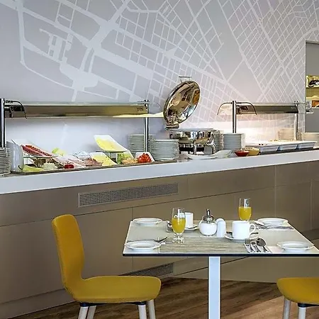 Hotel Ibis Styles Budapest Airport 3*