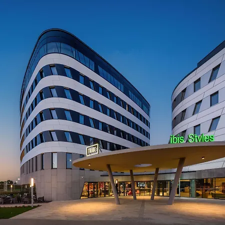 Ibis Styles Budapest Airport 3*