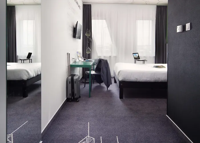 Ibis Styles Budapest Airport מלון