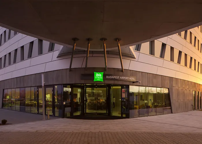 Ibis Styles Budapest Airport 3* וסס
