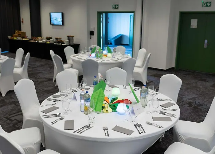 Ibis Styles Budapest Airport 3* וסס