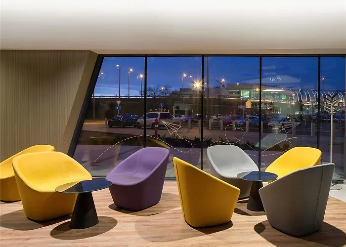 Ibis Styles Budapest Airport מלון