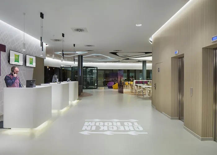 Ibis Styles Budapest Airport מלון 3*